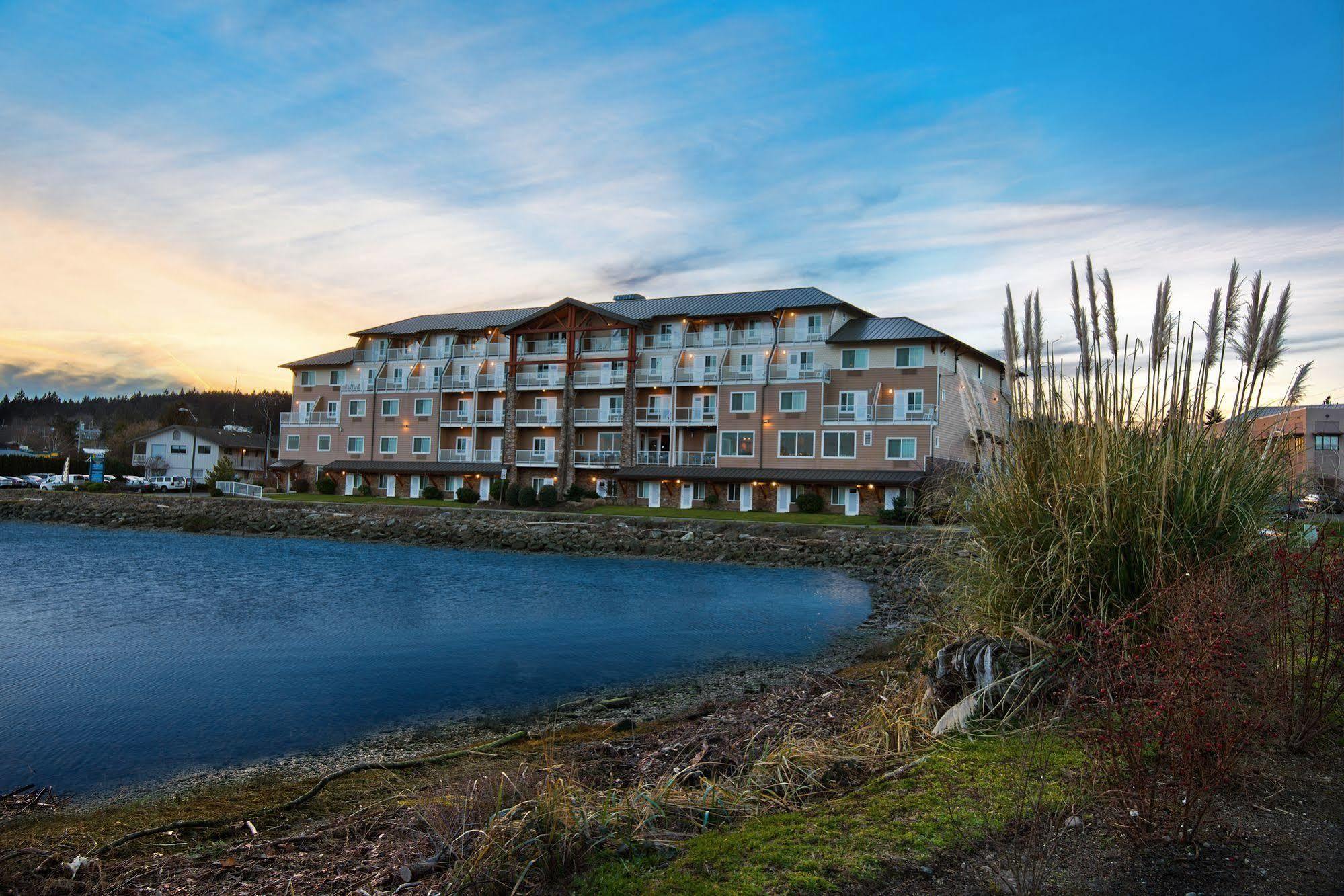 Oxford Suites Silverdale Exterior foto